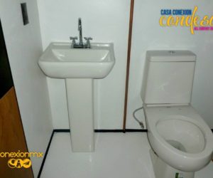 Bathroom (3) Bathroom (3)