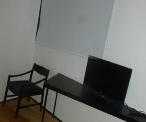 Room (10) Room (10)