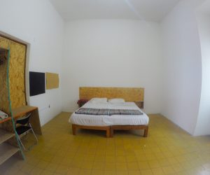Room 4 (4) Room 4 (4)
