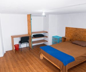 Room 1 (2) Room 1 (2)