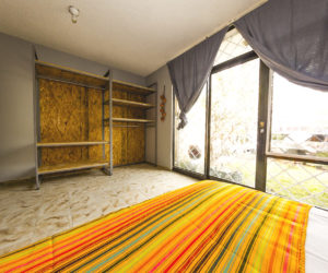 Room 2 (1) Room 2 (1)
