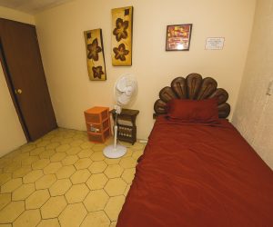 Room-2-2-4 Room-2-2-4