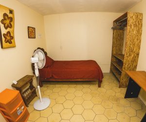Room-2-3-2 Room-2-3-2