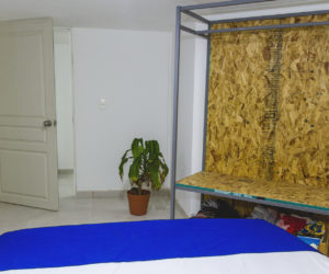 Room 2 (3) Room 2 (3)