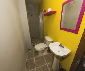 Room 5 (1) Room 5 (1)