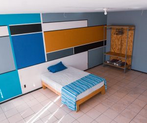 Room 7 (1) Room 7 (1)