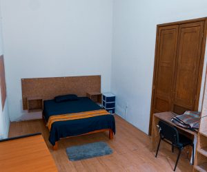 Room 9 (3) Room 9 (3)