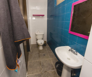 Shared bathroom level 1 (1) Shared bathroom level 1 (1)