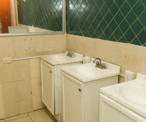 Bathroom (2) Bathroom (2)