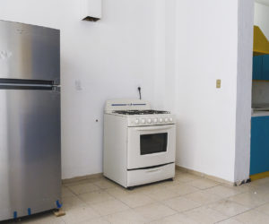 Kitchen (3) Kitchen (3)
