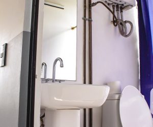 Cuarto 4.7 baño (3) Cuarto 4.7 baño (3)