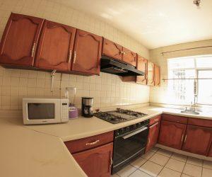 Kitchen (3) Kitchen (3)