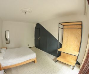 Room 1 (1) Room 1 (1)
