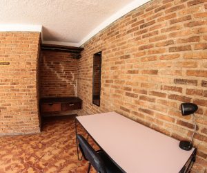 Room 10 (4) Room 10 (4)