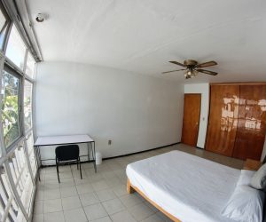 Room 2 (4) Room 2 (4)