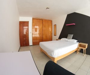Room 3 (1) Room 3 (1)
