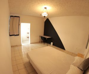 Room 7 (5) Room 7 (5)