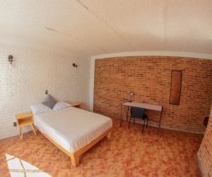 Room 9 (1) Room 9 (1)