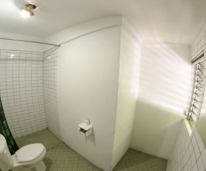 Private bathroom Room 4 (2) Private bathroom Room 4 (2)