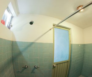 Private bathroom Room 8 (2) Private bathroom Room 8 (2)