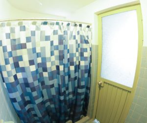 Private bathroom Room 8 (4) Private bathroom Room 8 (4)