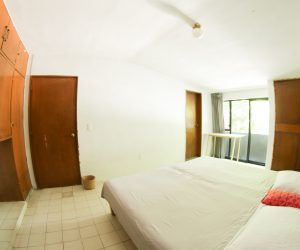 Room 4 (12) Room 4 (12)