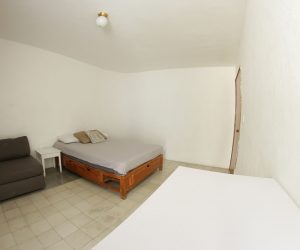 Room 7 (4) Room 7 (4)