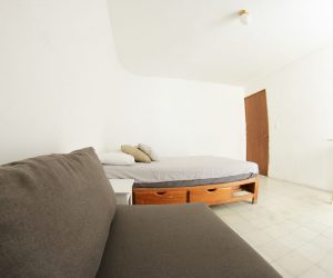 Room 7 (8) Room 7 (8)