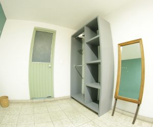 Room 8 (4) Room 8 (4)
