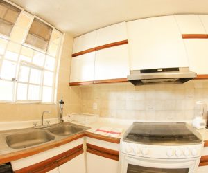 Kitchen (6) Kitchen (6)