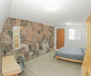 Room 1 (4) Room 1 (4)