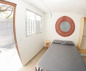 Room 1 (5) Room 1 (5)