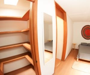 Room 10 (4) Room 10 (4)