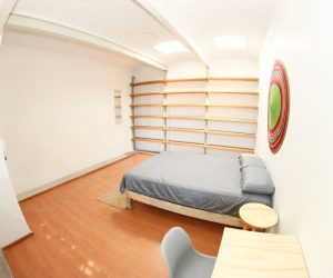 Room 8 (4) Room 8 (4)