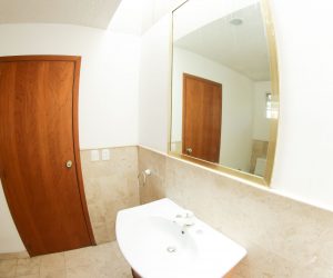 Room 9 - Private bathroom (3) Room 9 - Private bathroom (3)